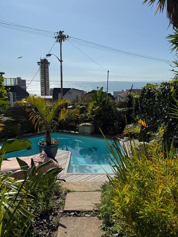 Private pool & ocean view!