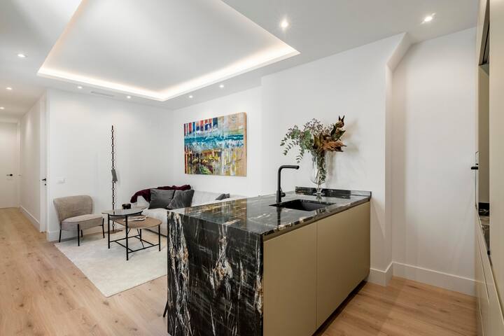 Apartamento de lujo en la puerta de Alcalá gallery image 2