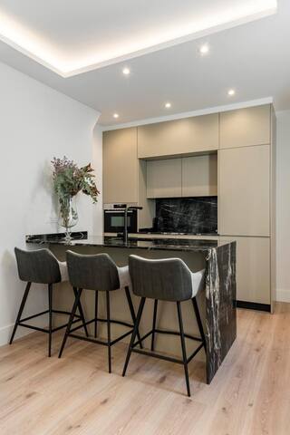 Apartamento de lujo en la puerta de Alcalá gallery image 3