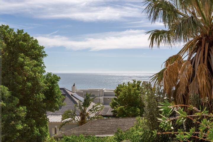 Camps Bay Serenity no loadshedding gallery image 3