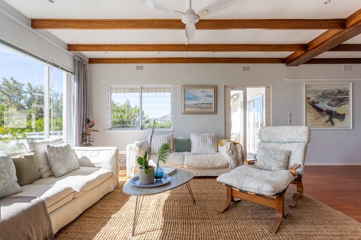 Camps Bay Serenity no loadshedding gallery image 4