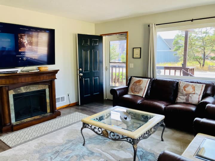Cozy Cottage On Cape Kiwanda - Pacific City, OR