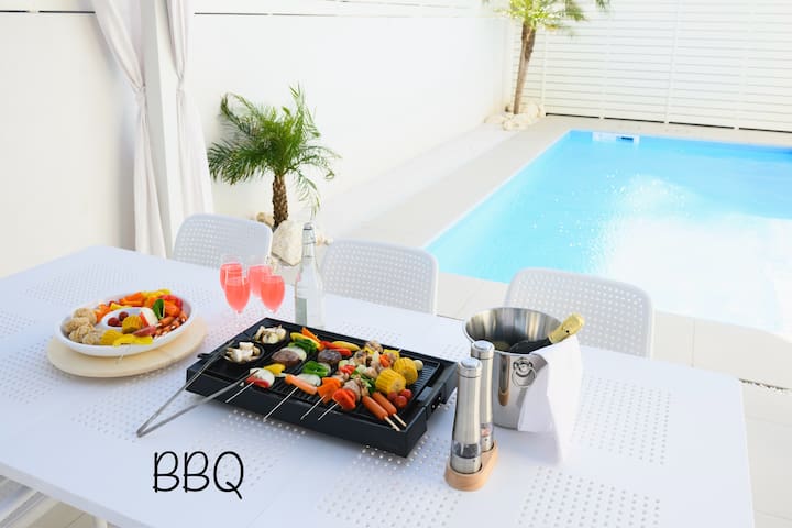 東京ラグジュアリー新築ヴィラ｜プライベートプール｜BBQ｜ディズニー近く｜コンビニエンス15秒｜8名 gallery image 2