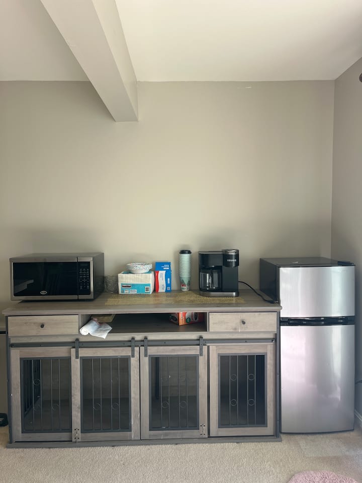 Cozy Walkout Private Basement To Relax And Work - フレデリックスバーグ, VA