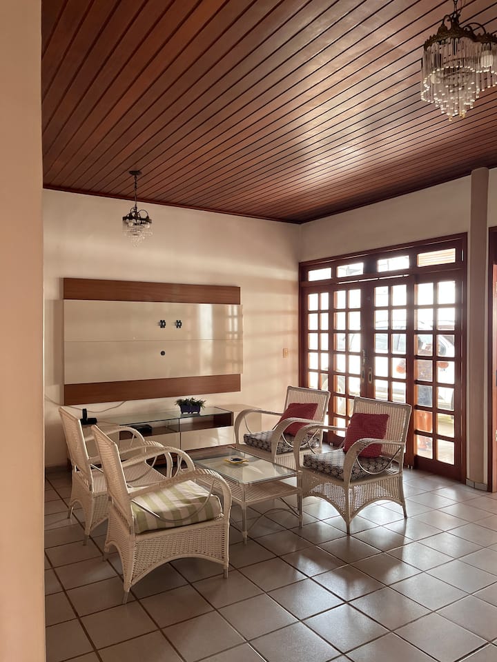 Ampla Casa Duplex 4 Suítes 473m2 - Teresina