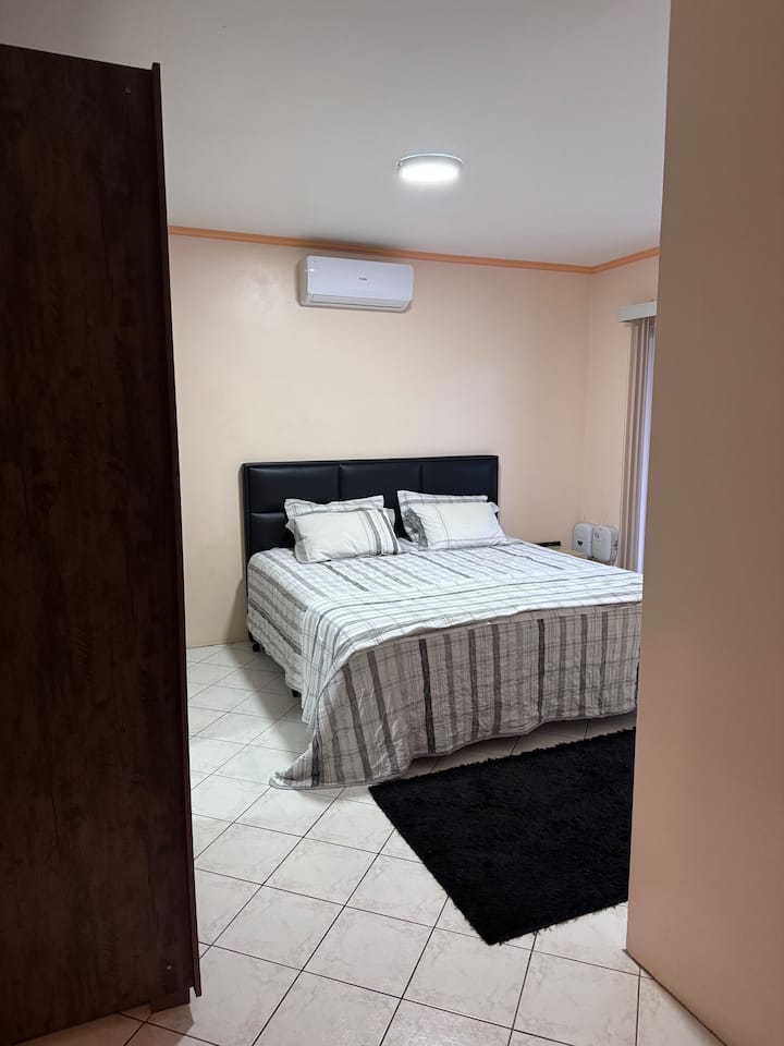 საძინებელი 1