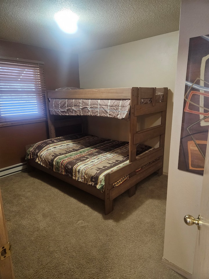 غرفة النوم 2