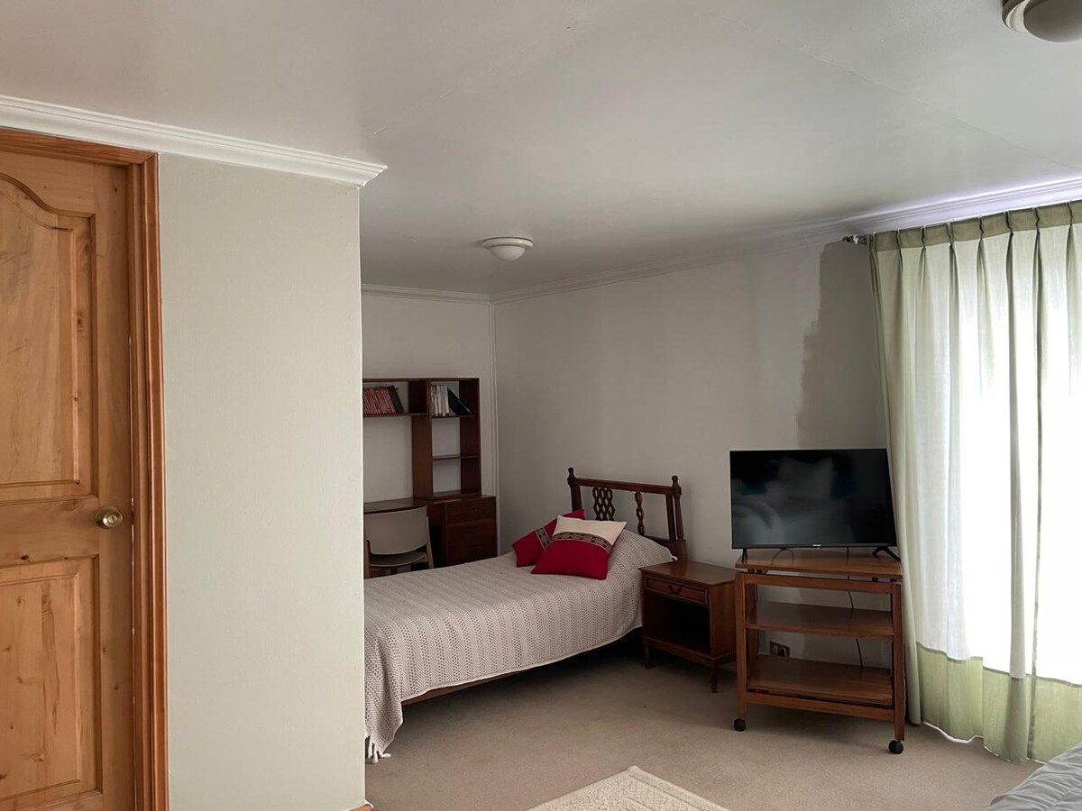 غرفة النوم 2