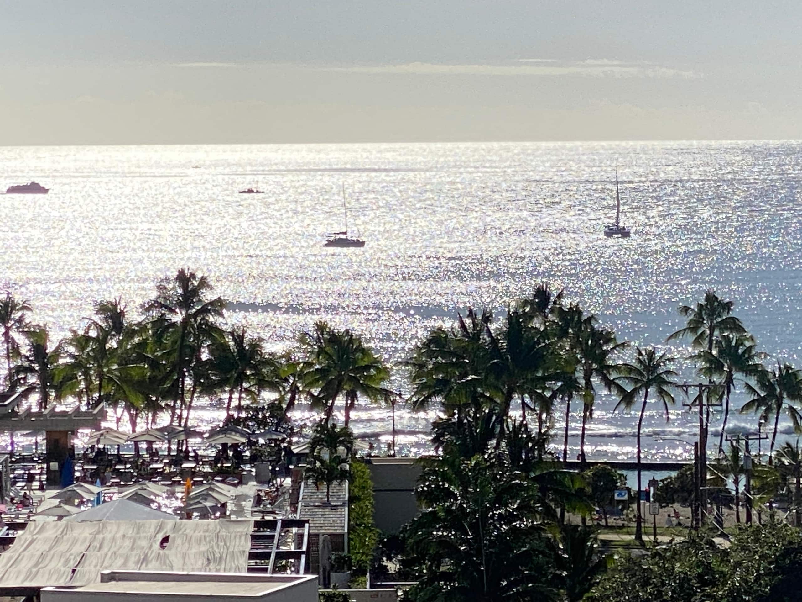 Gorgeous Waikiki Condo! - Image 37