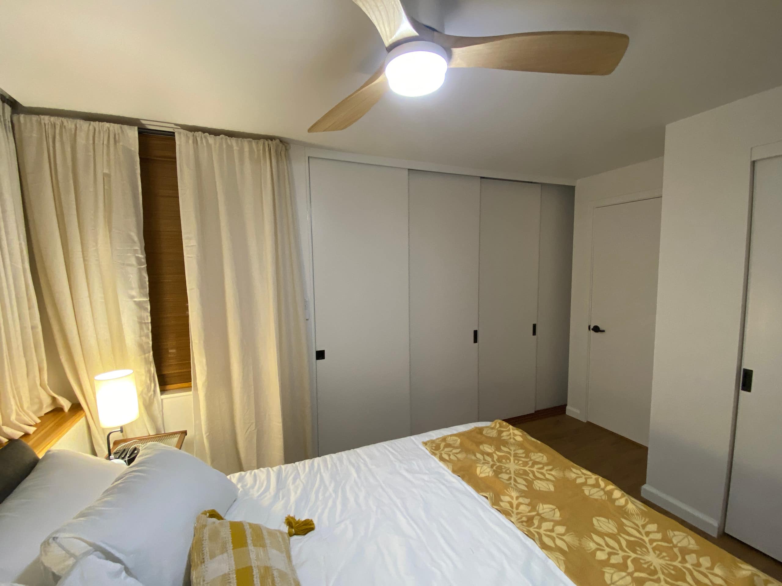 Gorgeous Waikiki Condo! - Image 16