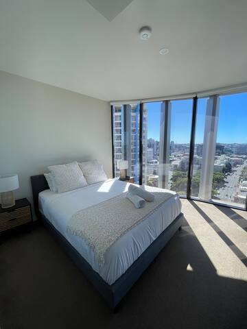 2 Bedroom – City View gallery image 4