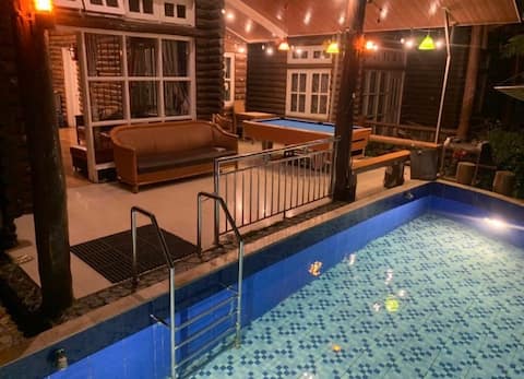 Villa Kota Bunga Puncak 5+1 Room (Private Pool)