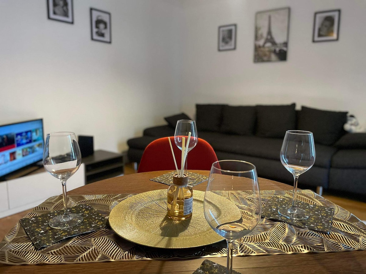 Top Airbnb: Chez Fred - 100 meters from Metz Train Station in Metz