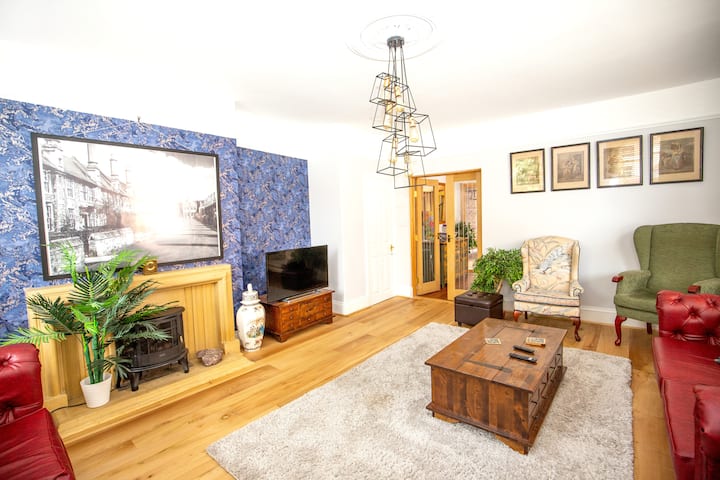 Glastonbury, Fantastic Central Location! - Glastonbury