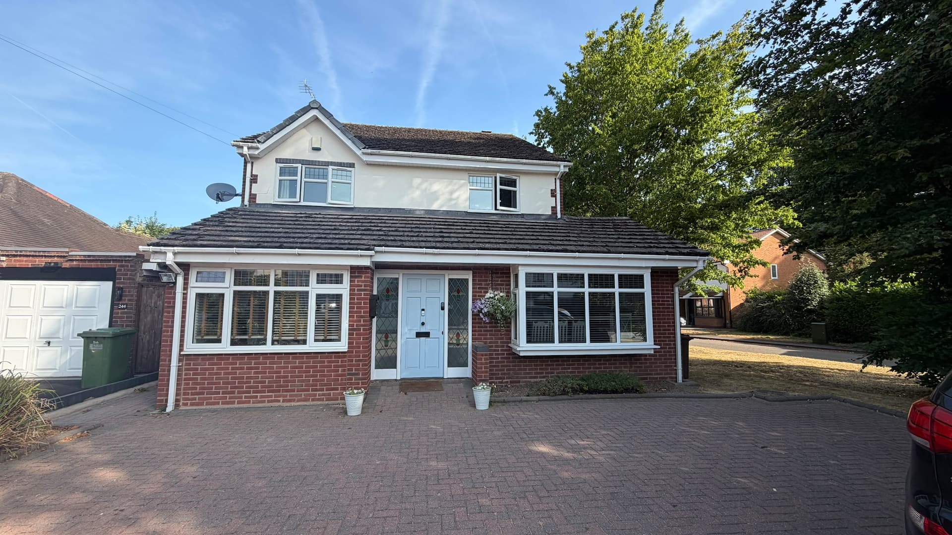 Stylish 3-Bed House near Solihull, NEC & B'ham