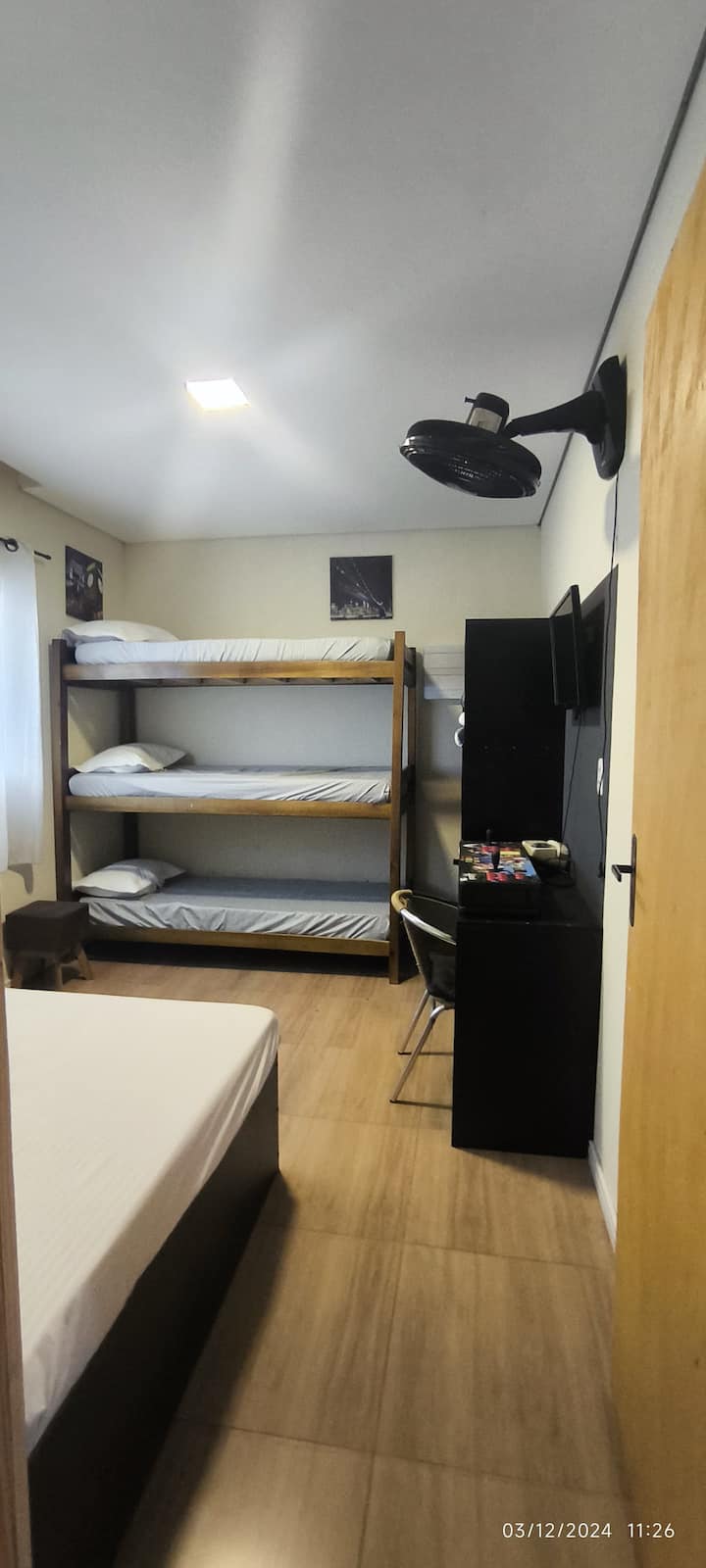 غرفة النوم 1