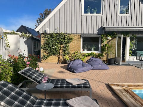 Pool house with private garden