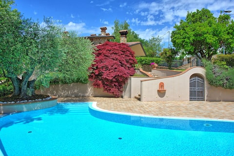 Villa Paradiso–Villa with private pool, Umbria