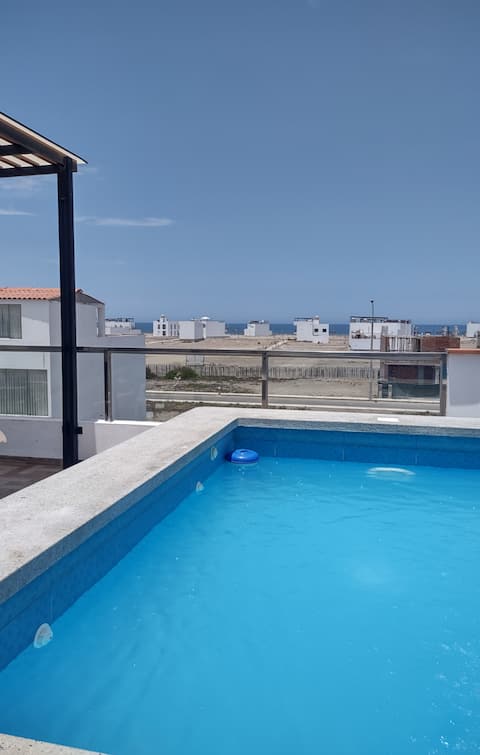 Beach, Wifi, Pool, 5 Rooms, 5 Bathrooms, 15 People, Events