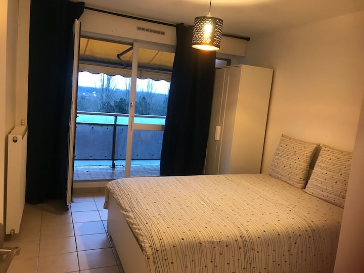 Beautiful room 20 min PARIS AÉROPORT