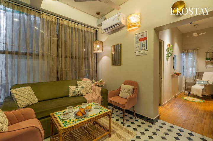 Living room image 2