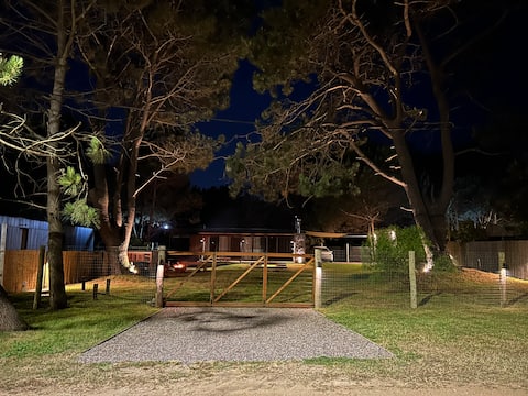 Anuncio de Airbnb popular: House 30 meters from the beach en Ciudad De La Costa