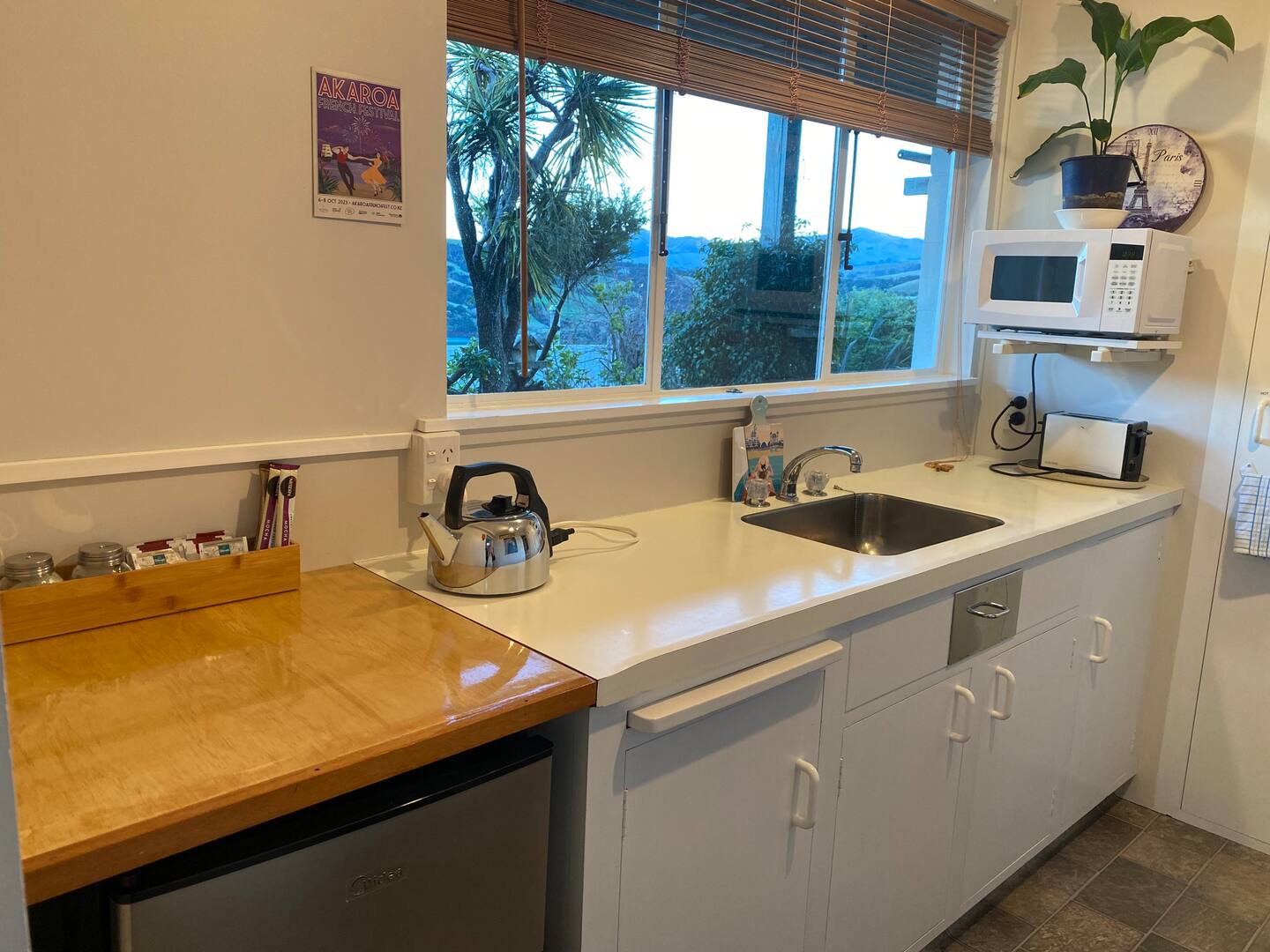 Hilltop Hideaway Akaroa 3