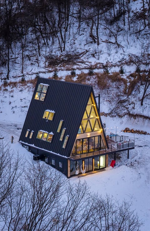 Ava A-Frame•Hot Tub•Theater•Hidden Stair•EV Charge