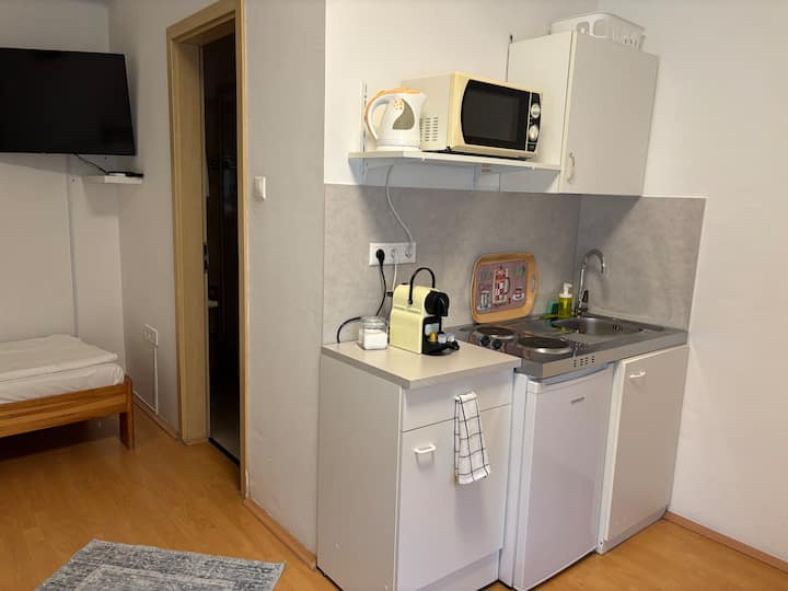 Hungária Apartman Economy Stúdió - Pécs