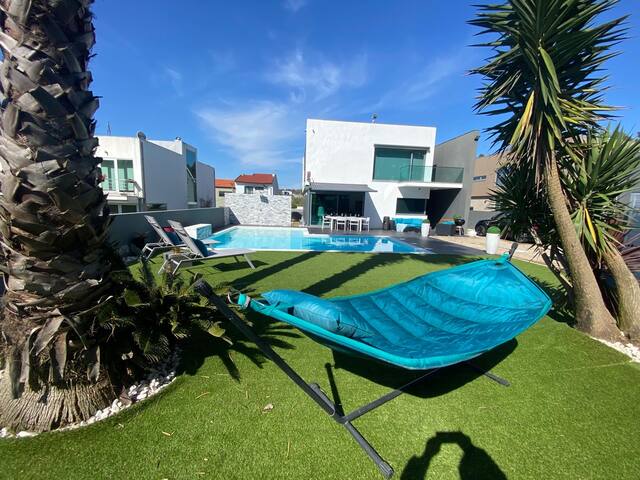 Peaceful villa near beach – 4 bedrooms gallery image 3