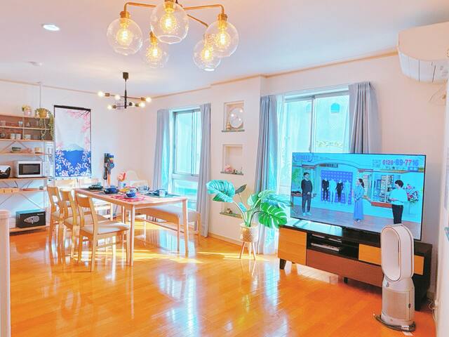 池袋エリア/三階一戸建 /専用面積100㎡/ダブル地下鉄徒歩5分/無料駐車場/最大10名です