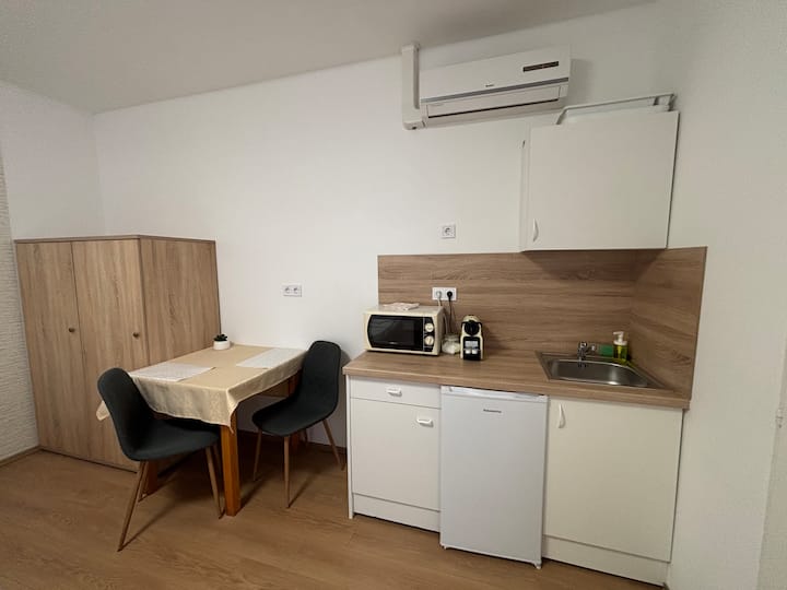 Hungária Apartman Superior - Pécs