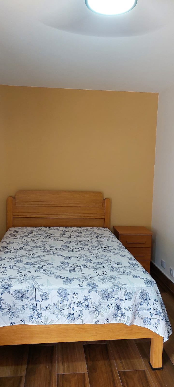 غرفة النوم 1