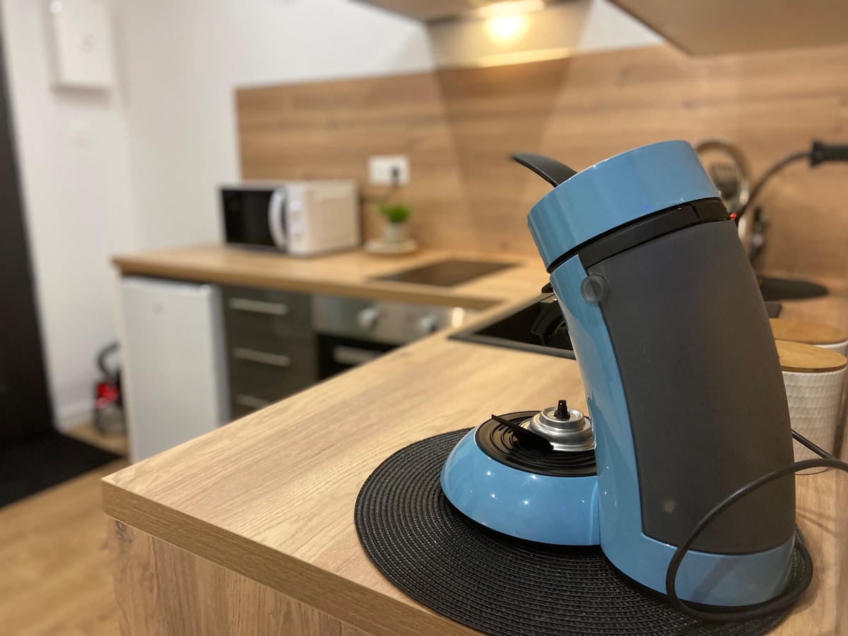 Popular Airbnb listing: Lover Dose SPA Vierzon in Vierzon