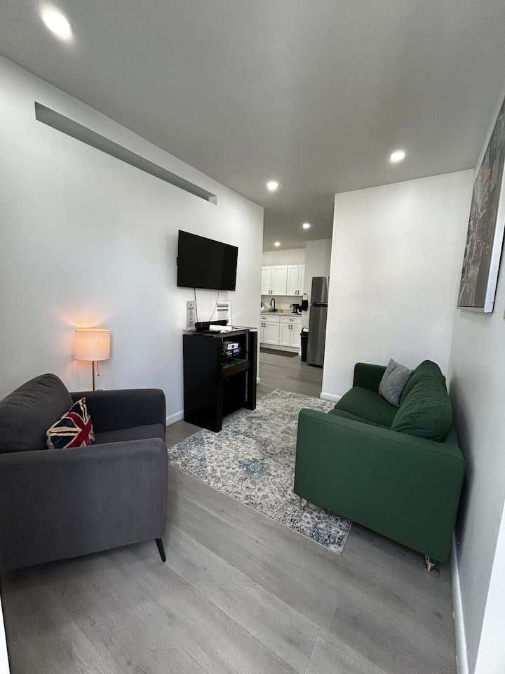 Cozy Private Studio In Sunrise - Sunrise, FL