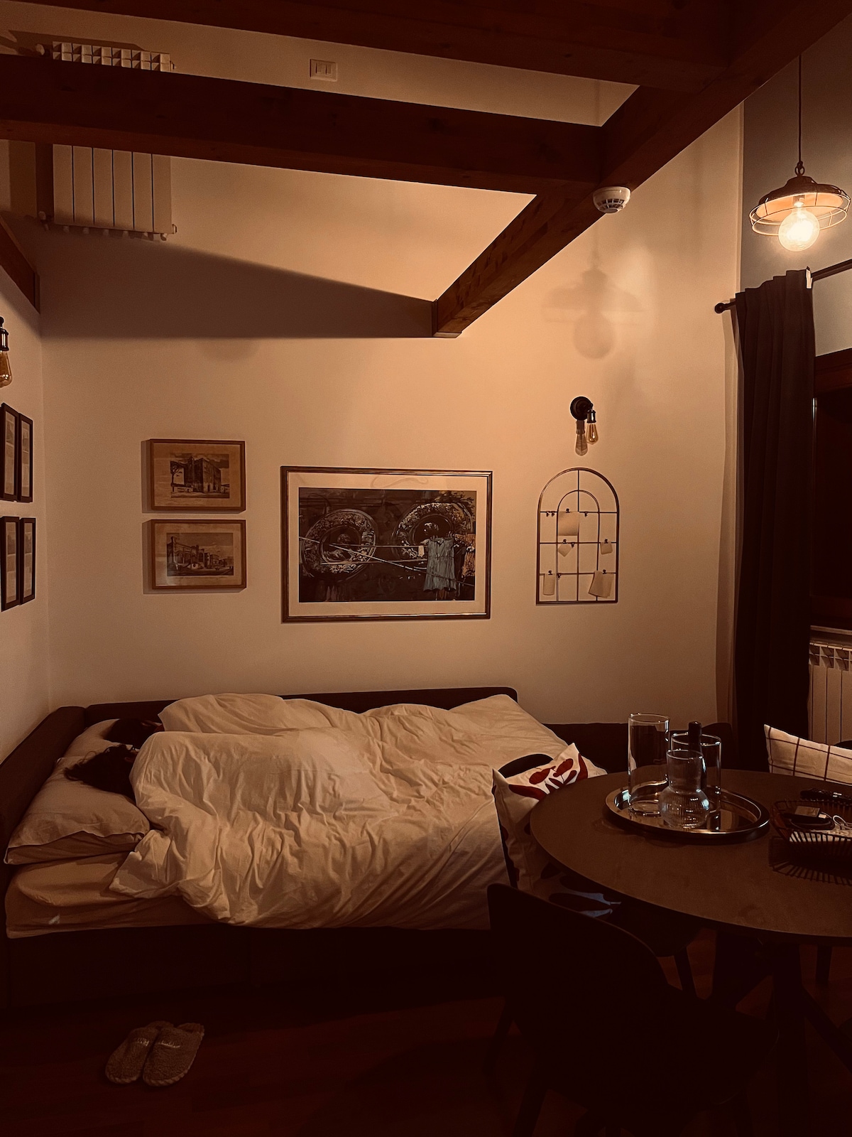 Top Airbnb: The Suitcase of Stories in Palermo