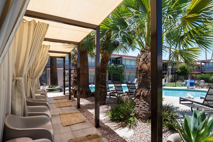 Hidden Gem Boutique Hotel in Scottsdale Pool View - Hotels for