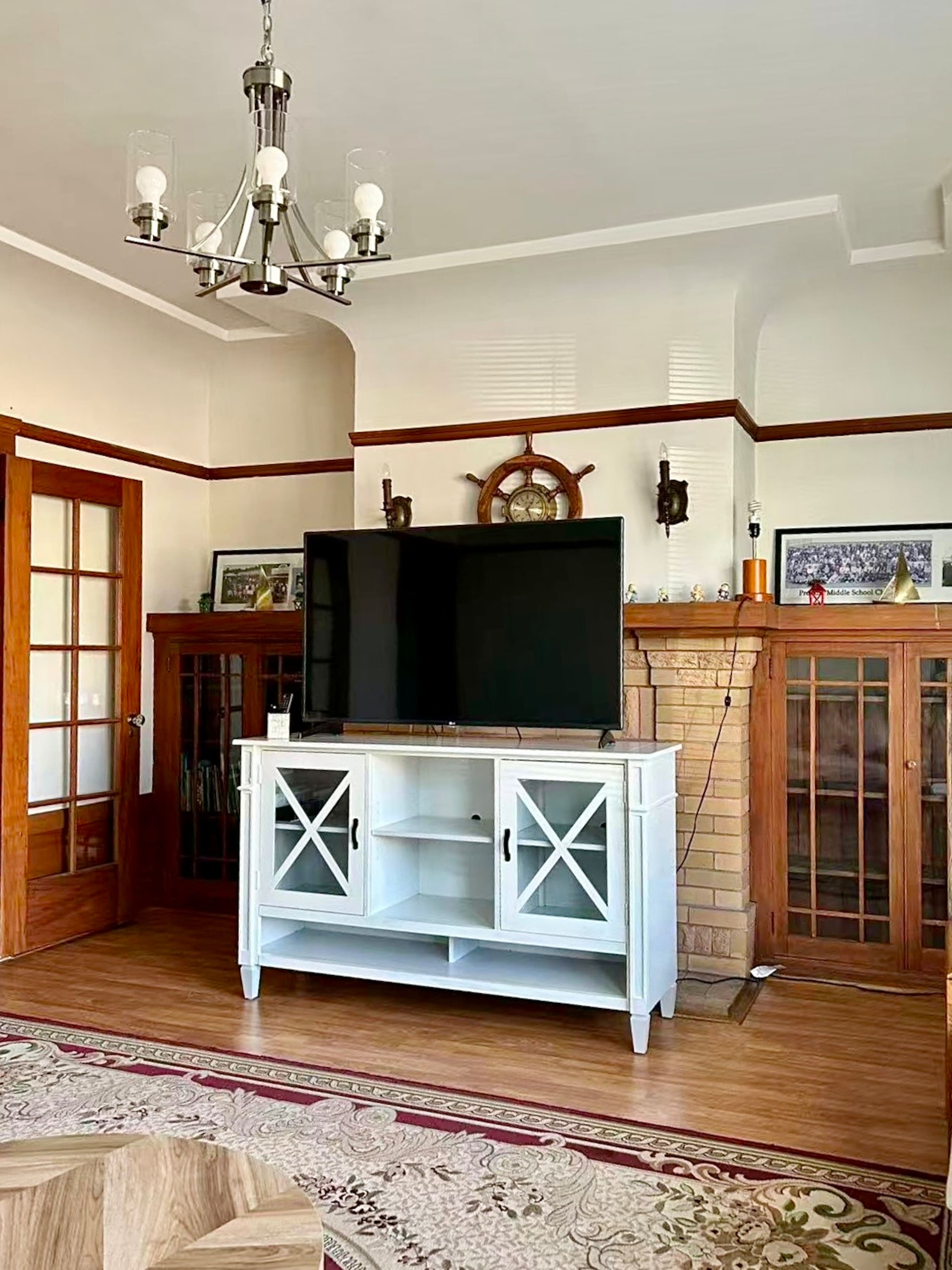 Home in San Francisco · ★4.94 · 3 bedrooms · 5 beds · 1.5 baths - Image 5