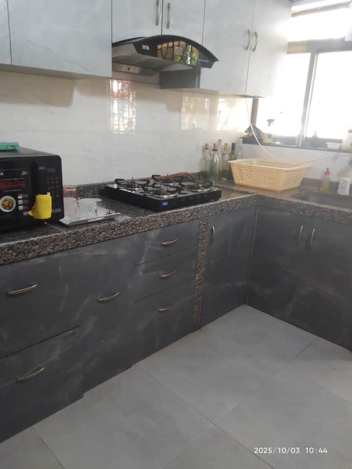 Fully Operational Kitchen, with RO water, Microwave, mixer, grinder, utensils etc