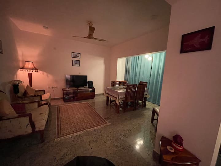 Living room image 2