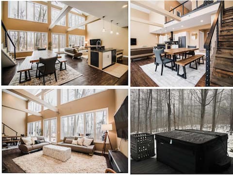 Modern Home of Style & Comfort | Private Hot Tub!