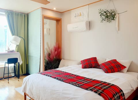 Hotel bedding/honey sleep king bed/Gangnam Station, Seoul Station 20 minutes/large park 10 minutes/l