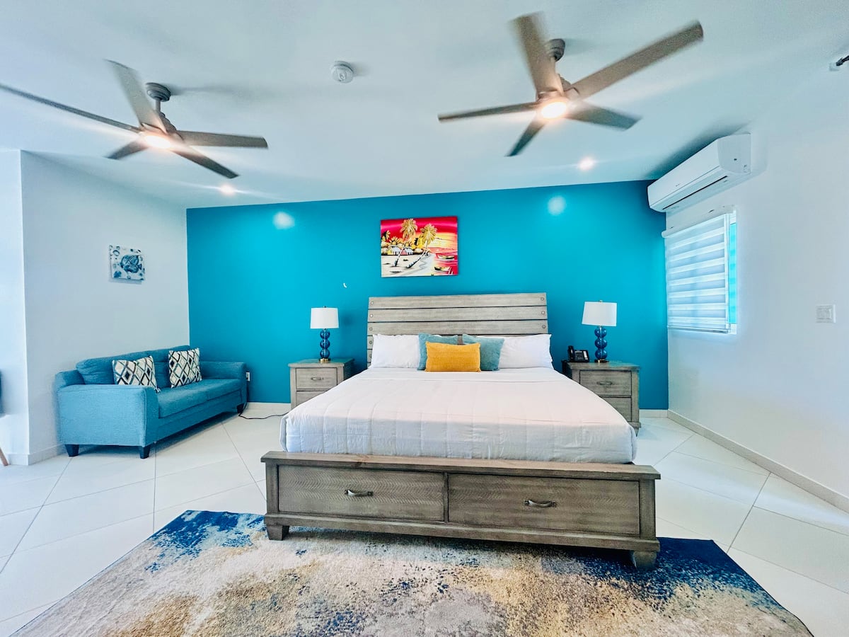 King Bedroom @The Suites