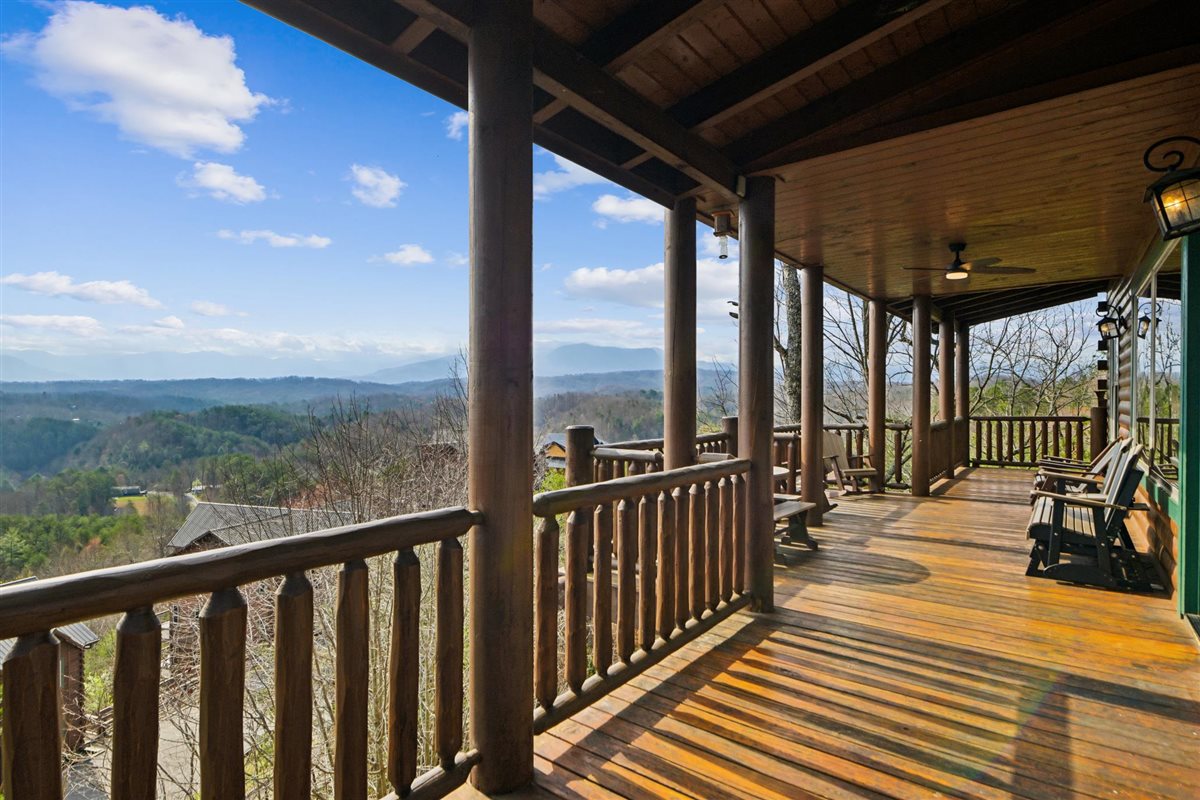 【ひのき集成材】バスレフパッシブスピーカー マホガニー 約10万円 Amazing Mountain Retreat Views w/ Hot Tub - Cabins for Rent in