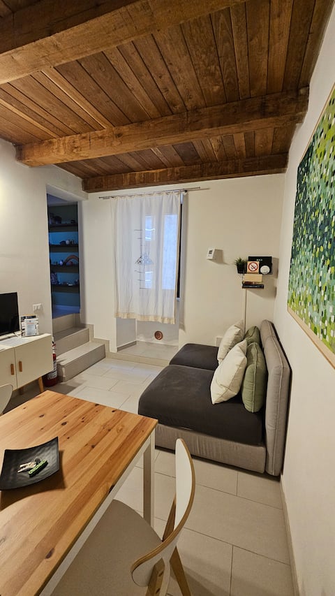 Annuncio Airbnb popolare: TorreCielo: charming house in the heart of Foligno a Foligno