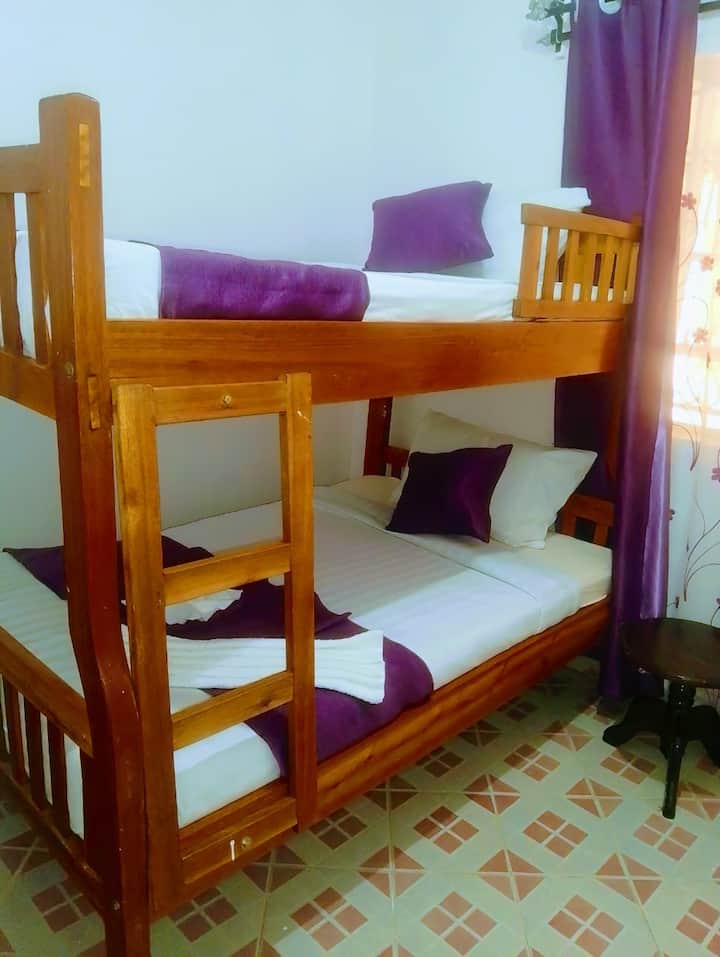 საძინებელი 4