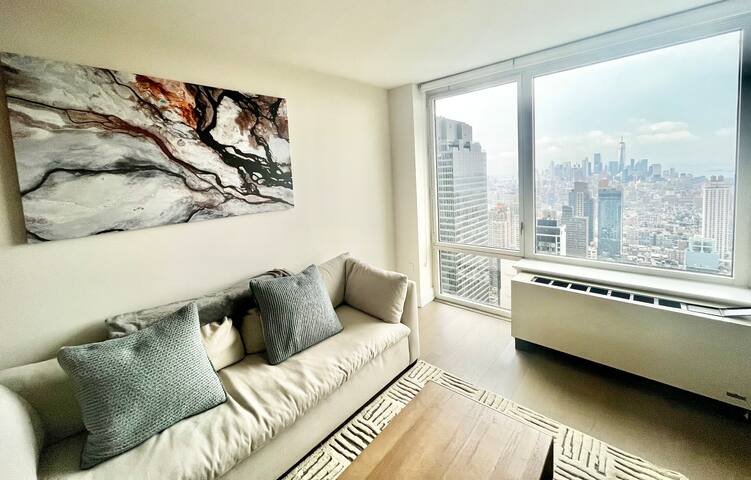 Million Dollar Luxury 2bd/2ba Midtown Views! gallery image 5
