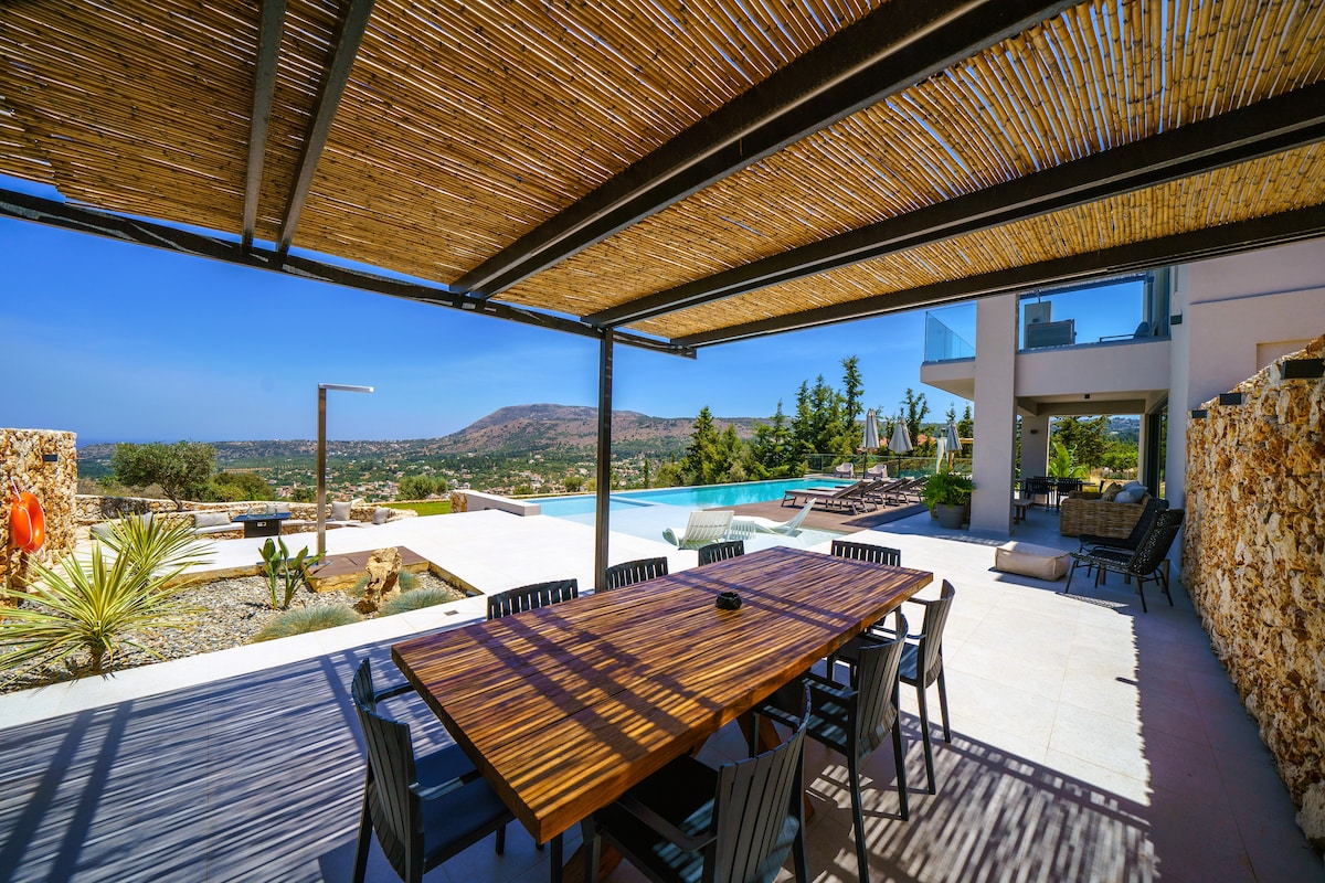 Villa Orfeas — view 4