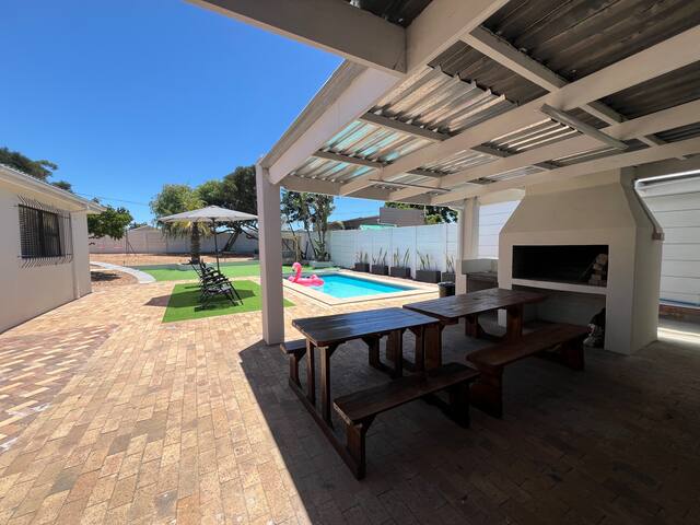 Villa Lamsyh- your second home/10 Sleeper gallery image 2