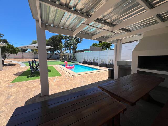 Villa Lamsyh- your second home/10 Sleeper gallery image 4